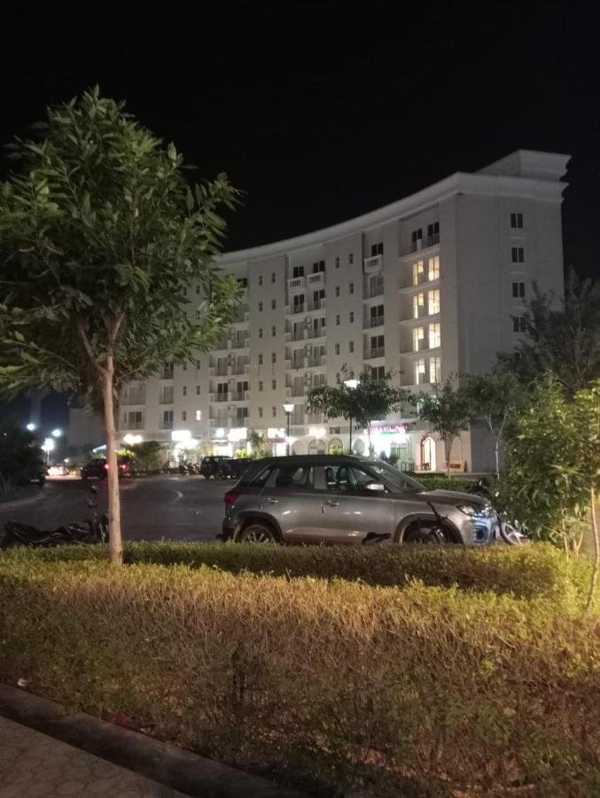 Omaxe Krishna Aavas Apartment Vrindāvan Exterior foto