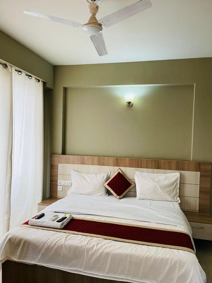 Omaxe Krishna Aavas Apartment Vrindāvan Exterior foto